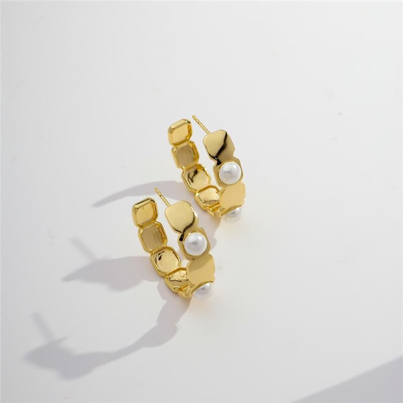 Argola Céline
