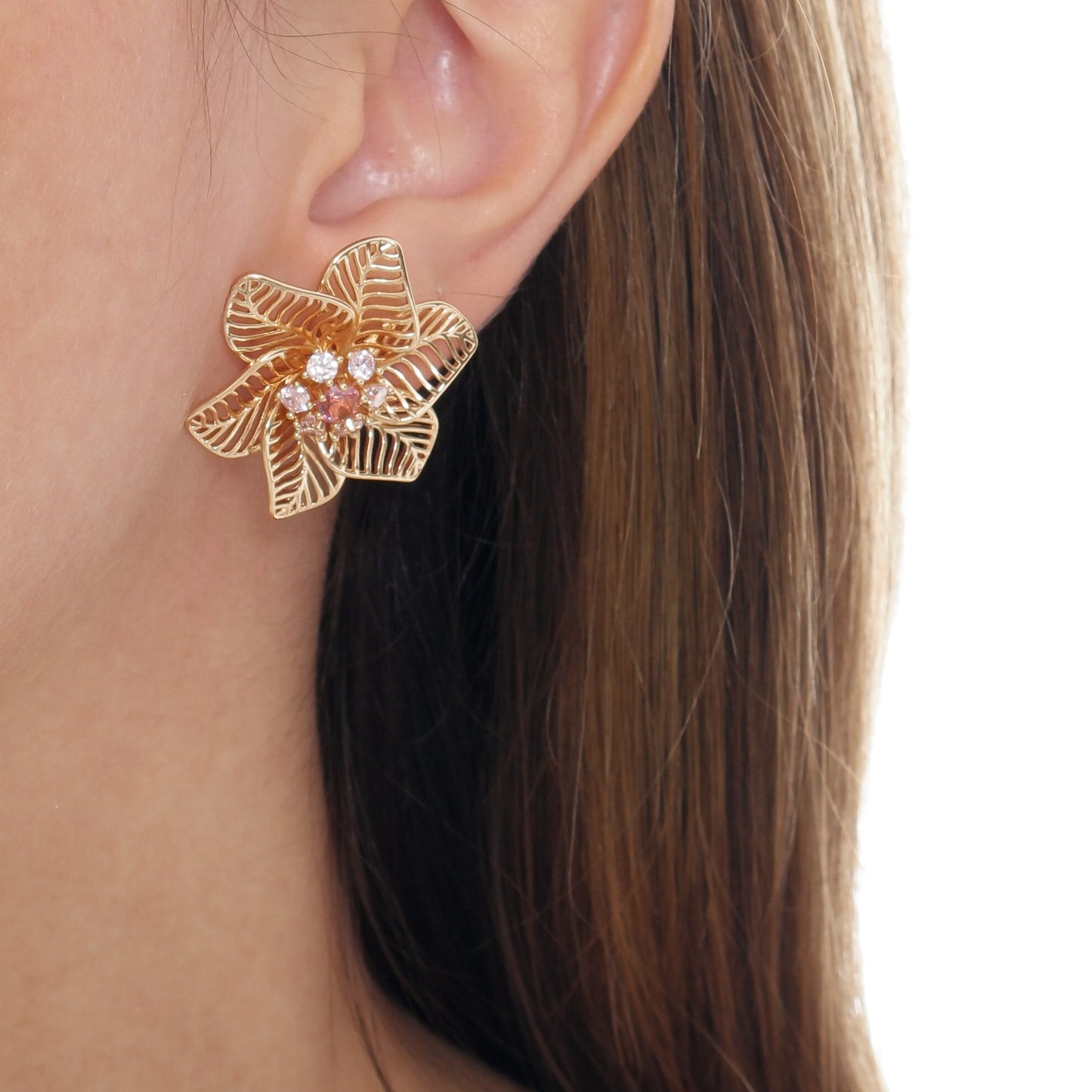 Brinco Dourado Flor Morganita | Citrine Concept Jewelry